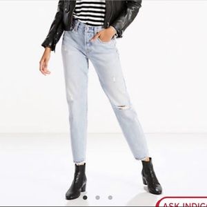 Levi’s Wedgie Fit jeans in desert delta size 28